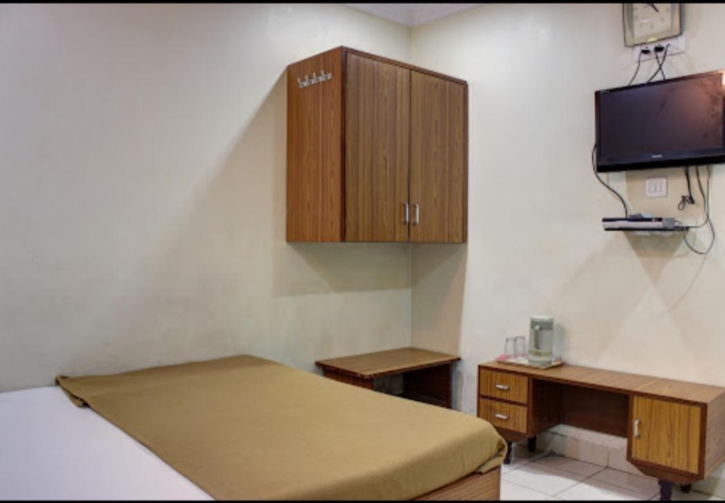 Hotel Super Мумбаї Екстер'єр фото
