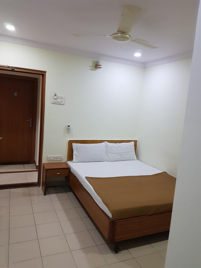 Hotel Super Мумбаї Екстер'єр фото